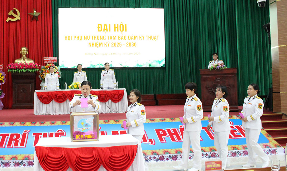 Bài 3: Xây dựng “ Thế trận thông tin nhân dân” trong tình hình mới